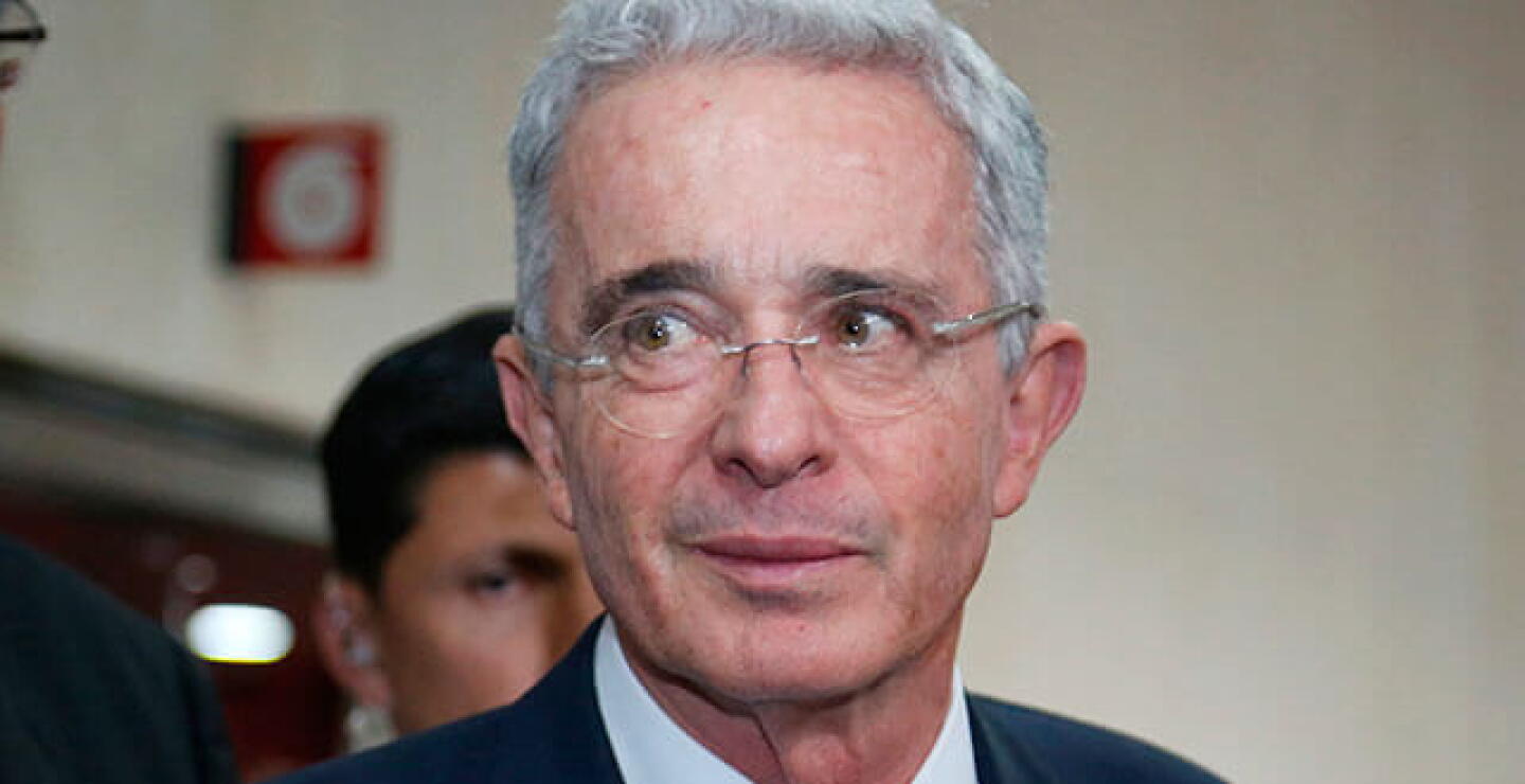 alvaro-uribe-cd.jpg