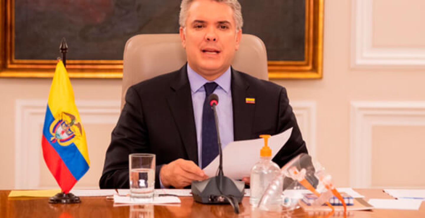 duque-responde-a-avianca.jpg
