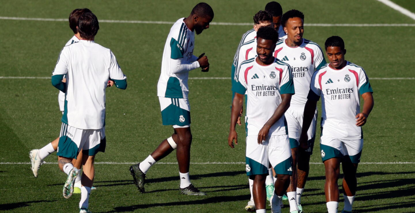 Jugadores del Real Madrid en entrenamiento