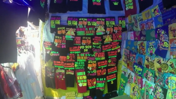 328590_Blu Radio/ Venta de camisetas. Foto: BLU Radio