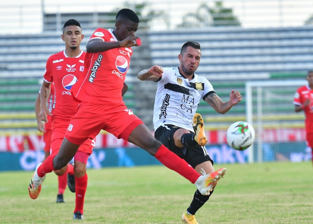 América de Cali Águilas Doradas Twitter Dimayor.jpg