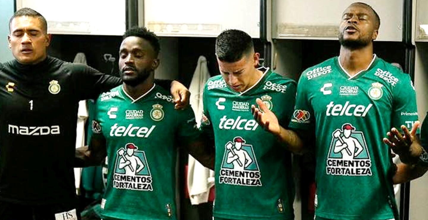 James Rodríguez y los jugadores del León esperan ir al Mundial de Clubes.jpg
