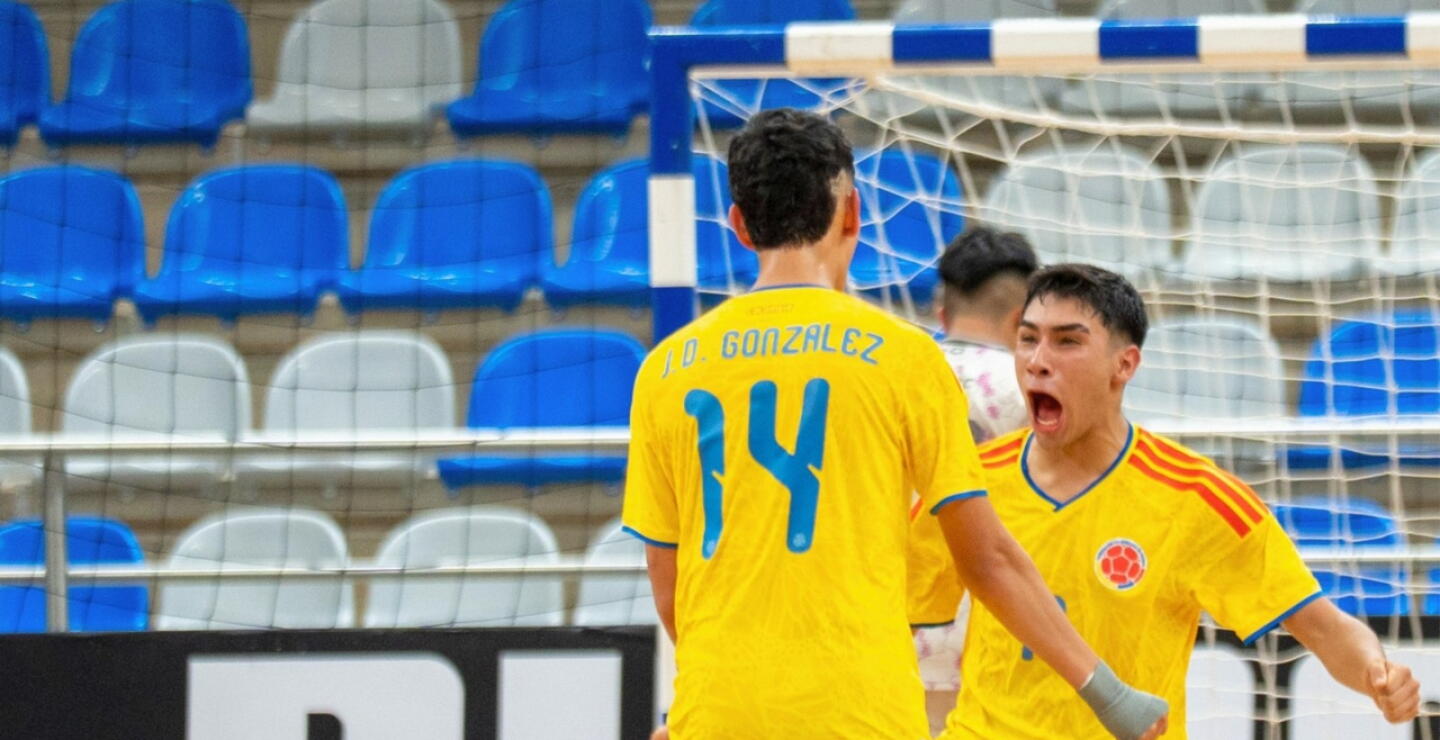 Selección Colombia Sub-17 de Futsal en el Sudamericano en Paraguay.
