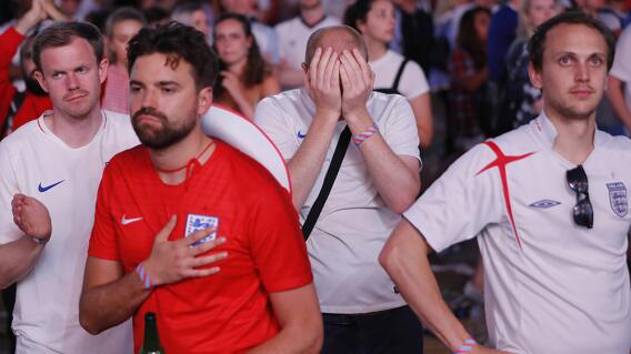 310923_BLU Radio. Hinchas Ingleses/Foto: AFP