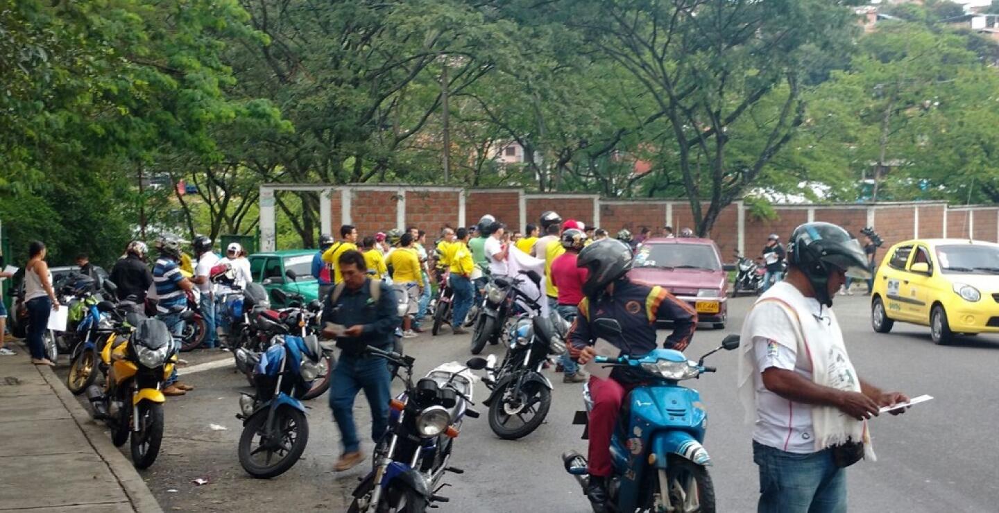272716_Foto Marcha motociclistas - Blu radio Bucaramanga