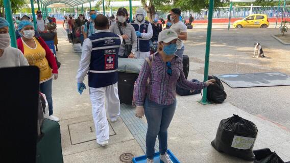 365594_Estudiantes de regreso a casa. Foto: Cortesía