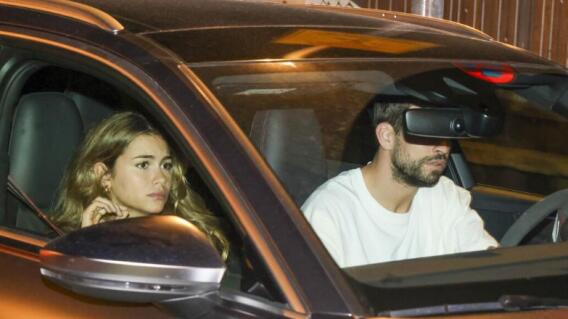 Piqué y Clara Chía aparecen juntos en un evento público Piqué y Clara Chía aparecen juntos en un evento público