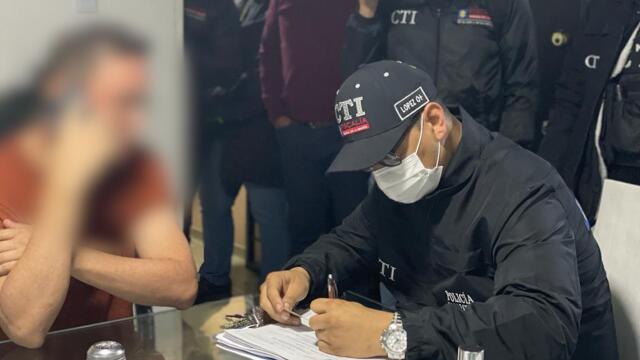 Capturan a hermano de Mauricio Leal por presunto homicidio del estilista y su madre Capturan a hermano de Mauricio Leal por presunto homicidio del estilista y su madre