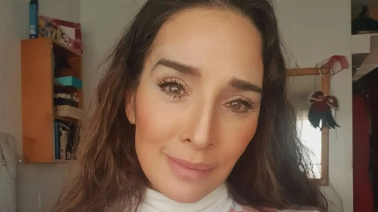 Luly Bossa se quitó la ropa y dio un abrebocas de su contenido en ...