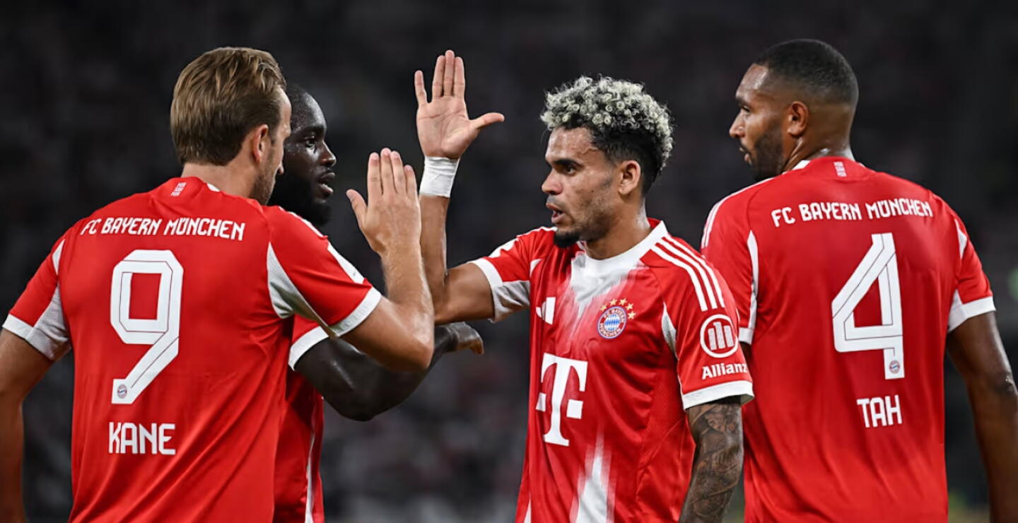 Luis Díaz celebró gol y título con Bayern Múnich en la Supercopa de Alemania. 