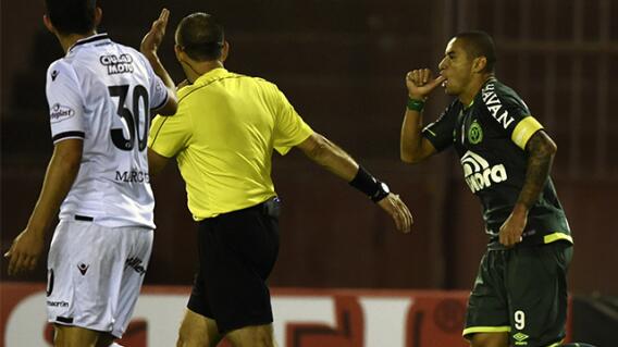 262585_chapecoenselanuescopalibertaodres230517_afp_e.jpg 262585_chapecoenselanuescopalibertaodres230517_afp_e.jpg