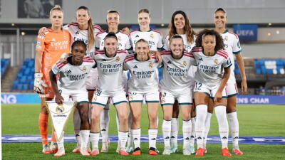 Linda Caicedo en la formación del Real Madrid vs. PSG por la Champions femenina.