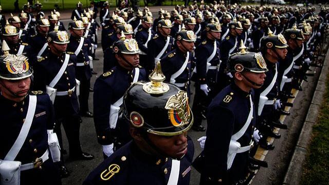 Reviva aquí el desfile militar del 20 de julio  