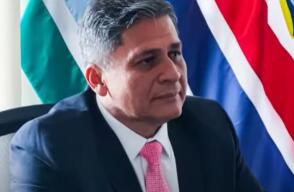 Pese a sombras sobre general (r) Henry Pinto, fue designado nuevo director de la Aerocivil