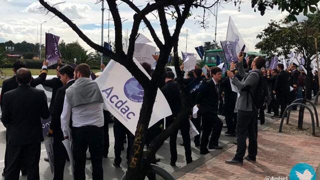 Pilotos de Avianca presentaron nueva propuesta ante el Ministerio del Trabajo Pilotos de Avianca presentaron nueva propuesta ante el Ministerio del Trabajo