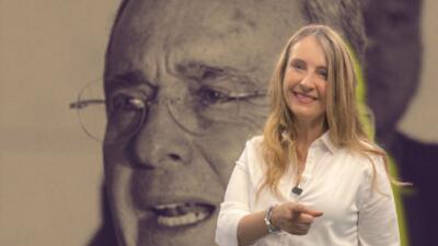 Paloma Valencia da detalles de las manchas en el rostro de Uribe