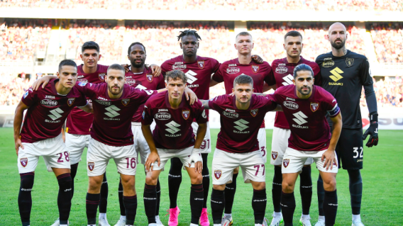 Duván Zapata en su primer partido con el Torino. Duván Zapata en su primer partido con el Torino.