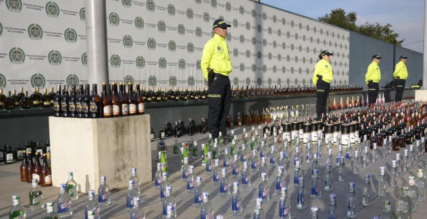 Más de 4.000 unidades de licor adulterado fueron incautadas en Los Mártires, en Bogotá