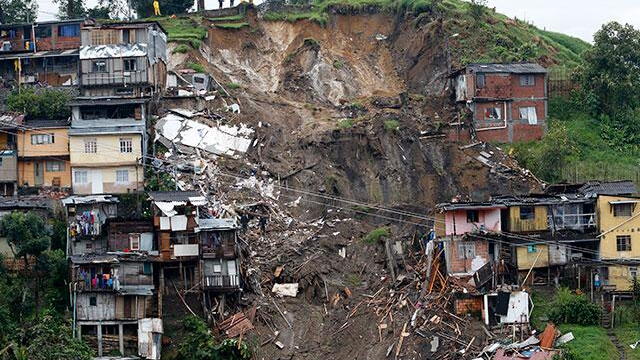 Nueva tragedia enluta al país: 17 muertos y al menos 7 desaparecidos por deslizamientos en Manizales