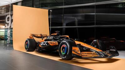 McLaren MCL38