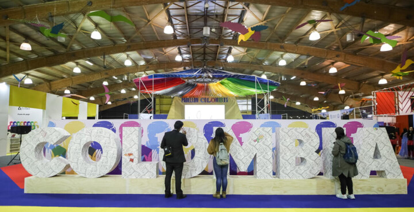 El pabellón de la Feria del Libro 2023 que enaltece la diversidad literaria y cultural de Colombia