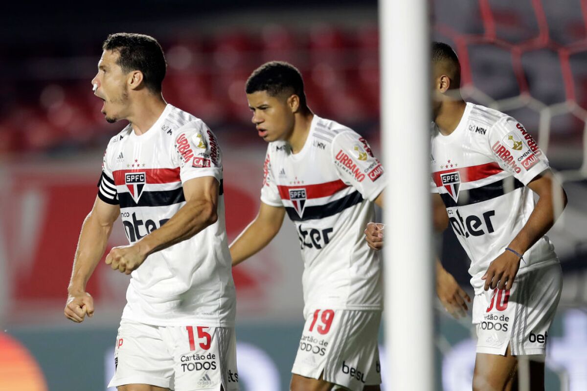 Sao Paulo v River Plate - Copa CONMEBOL Libertadores 2020