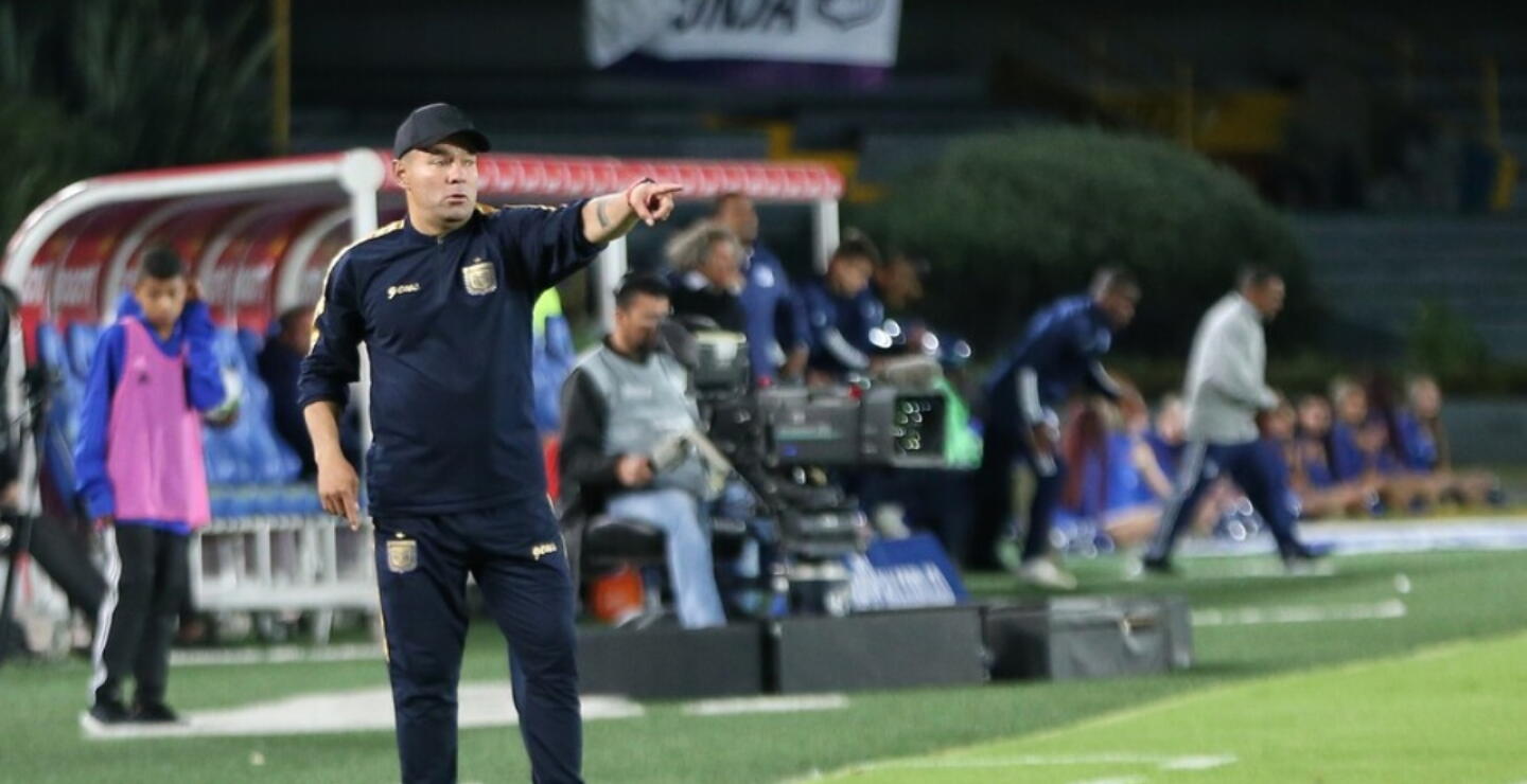 Jhon Jaime 'Flecha' Gómez, DT de Boyacá Chicó. 