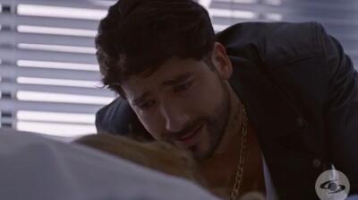 Charly visita a Yeimy en el hospital y le pide que despierte