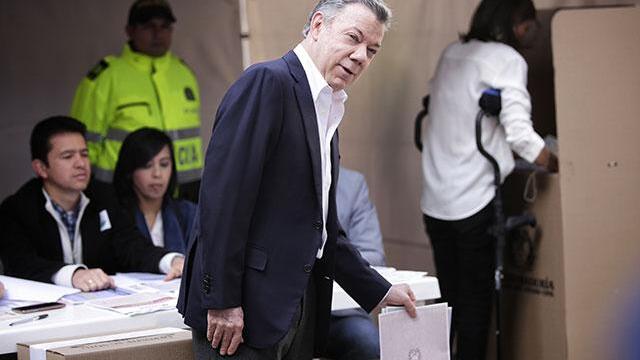 “Estas serán las elecciones más tranquilas en más de medio siglo”: Santos en la apertura de urnas “Estas serán las elecciones más tranquilas en más de medio siglo”: Santos en la apertura de urnas
