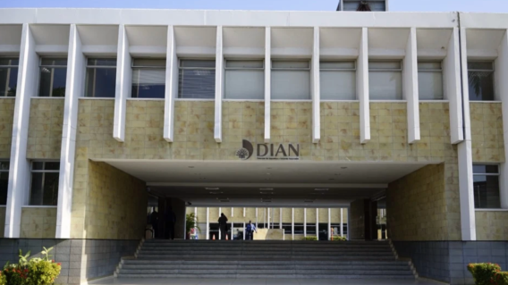 Oficina de administración tributaria en Cartagena