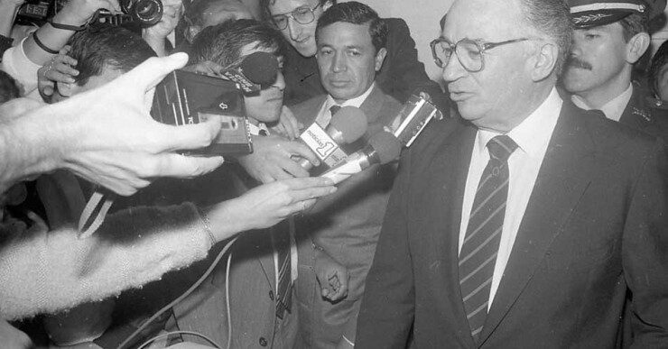 belisariobetancurfacetas_9_0.jpg