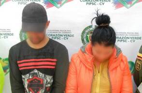 020315parejaquematogays.jpg