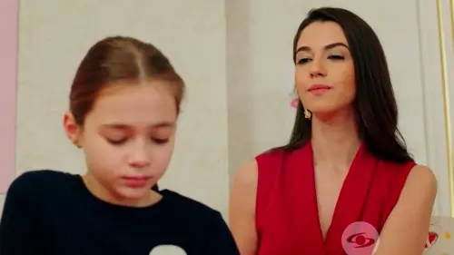 Yeliz pone a Melek a sufrir para que le eche la culpa a Hicran.