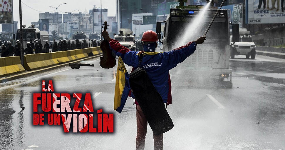 Cuando el sonido del violín retumba ante las balas: así suena Wuilly Arteaga