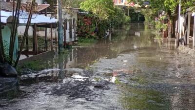 Bajo el agua y el lodo permanece el corregimiento de Puerto Araujo, en Cimitarra Santander.jpg