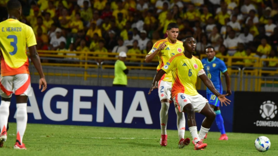 Jugadores de la Selección Colombia Sub-17 en duelo con Brasil. Jugadores de la Selección Colombia Sub-17 en duelo con Brasil.