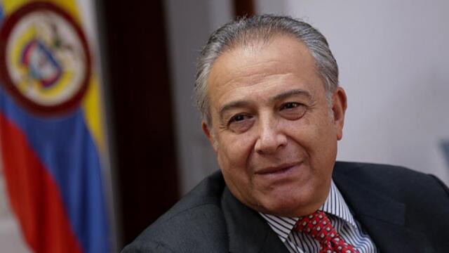 Ecuador llama a juicio al vicepresidente Óscar Naranjo por operación donde murió ‘Raúl Reyes’ Ecuador llama a juicio al vicepresidente Óscar Naranjo por operación donde murió ‘Raúl Reyes’