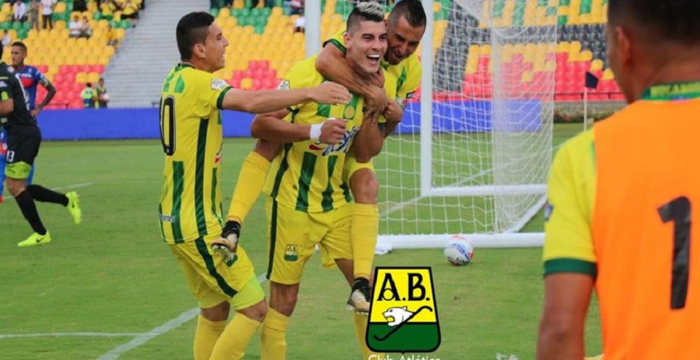 303865_BLU Radio. Michael Rangel delantero del Atlético Bucaramanga / foto: Club Atlético Bucaramanga