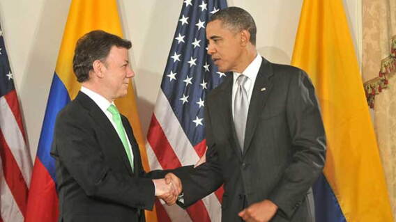 150916-santos-obama.jpg