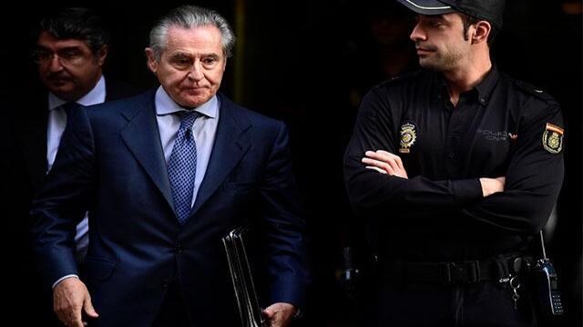 Banquero español condenado por corrupción se disparó con un rifle de cacería