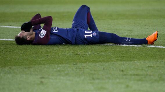 275546_neymar_lesion_020318_afp_e.jpg 275546_neymar_lesion_020318_afp_e.jpg