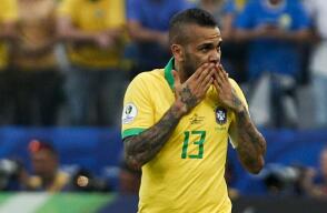 315519_Dani Alves