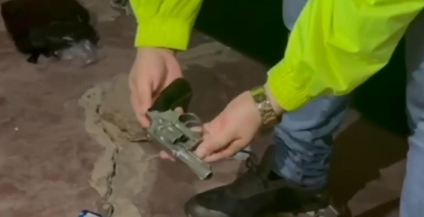 Arma encontrada en lugar donde vendían drogas en Barrancabermeja.