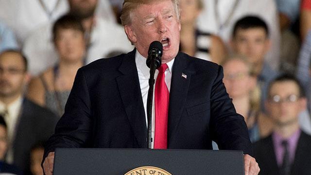 Trump acusa a The New York Times de haber frustrado intento para matar a jefe del Estado Islámico