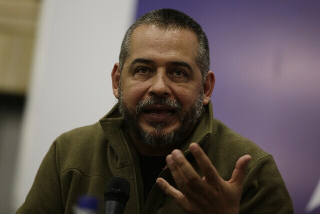 “Vamos hacia una debacle y es inevitable”, afirma el escritor Mario Mendoza