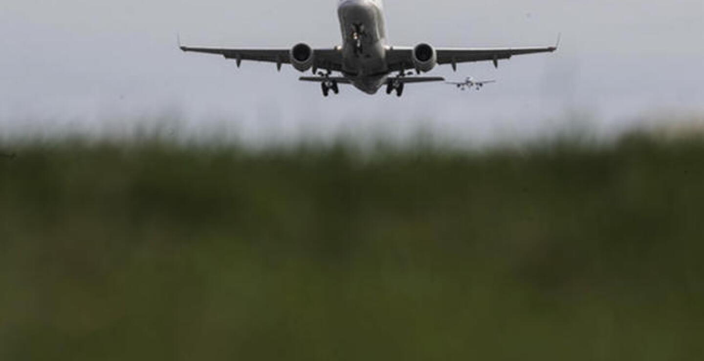 332200_BLU Radio. Avión / Foto de referencia: AFP