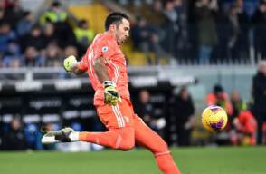 327353_gigi_buffon_181219_getty_e_.jpg