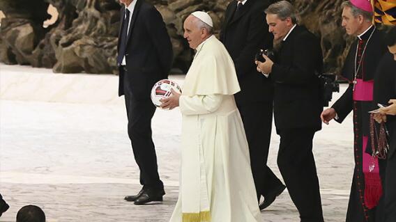 267324_papafrancisco060917afp_e.jpg 267324_papafrancisco060917afp_e.jpg