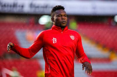 Diber Cambindo con el Necaxa Diber Cambindo con el Necaxa