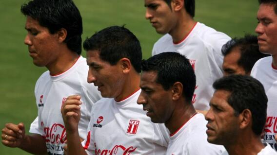 Nolberto Solano en una de las sesión de entrenamiento con la Selección de Perú.